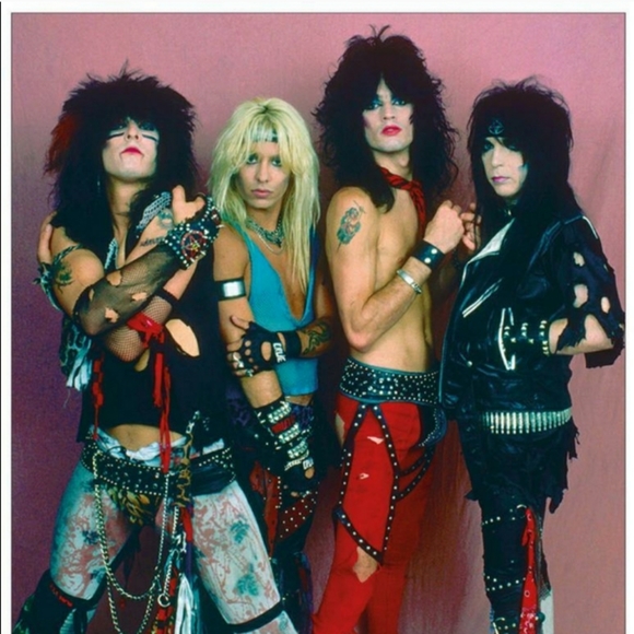 VINTAGE MOTLEY CRUE BAND POSTER - Picture 1 of 2